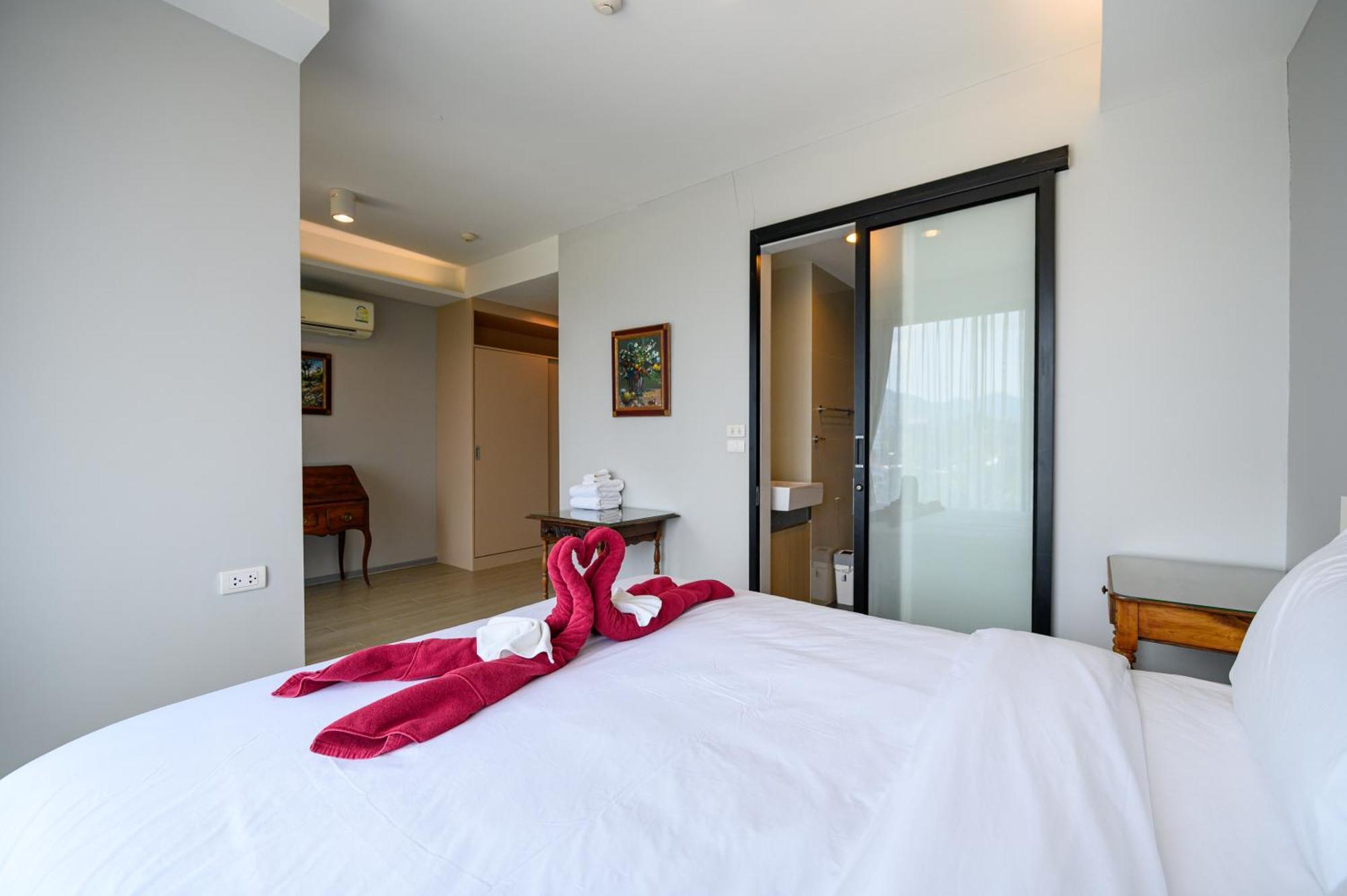 6Th Avenue Surin Beach Zewnętrze zdjęcie